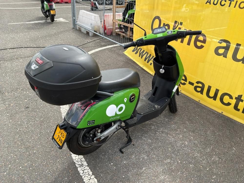 Super Soco CUx Electric Scooter