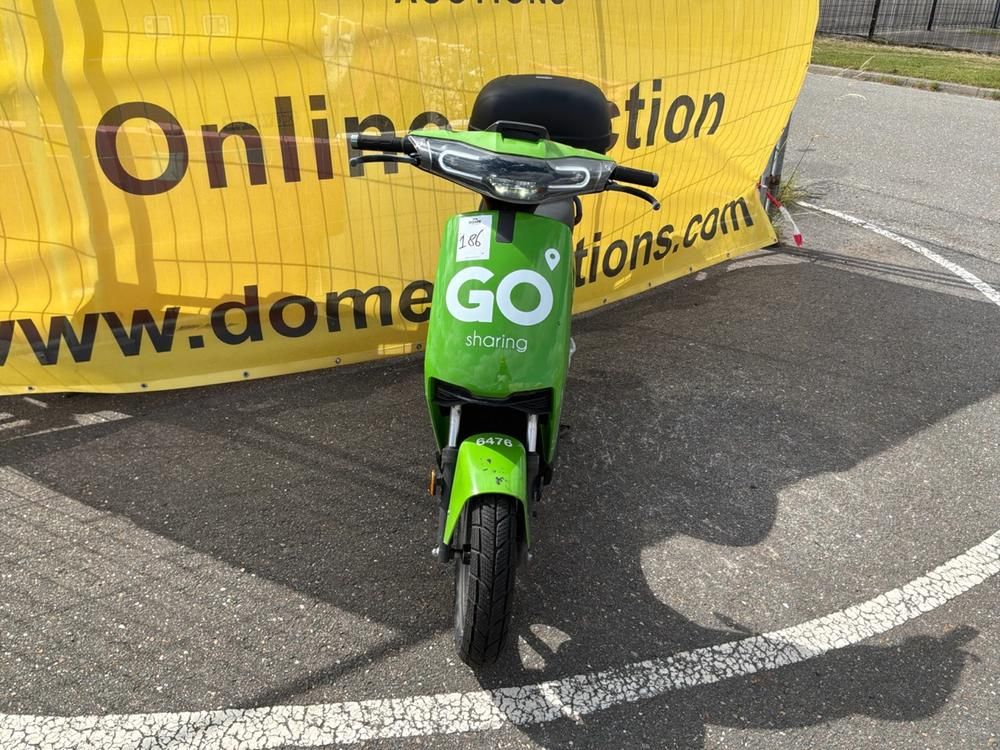Super Soco CUx Electric Scooter