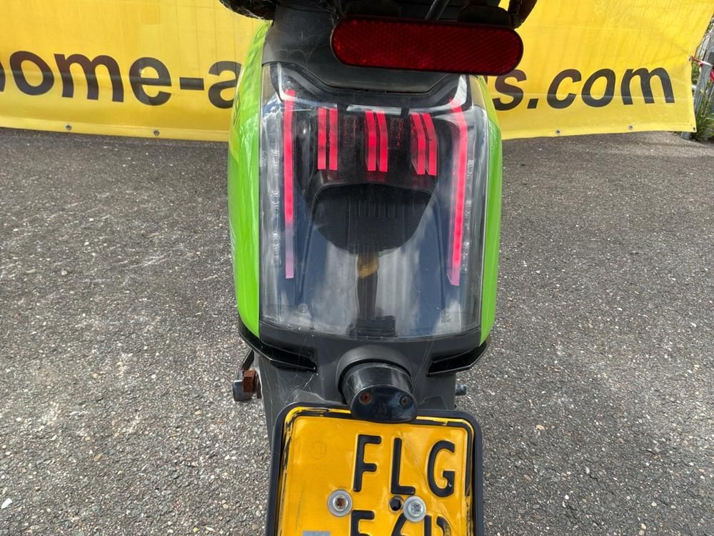 Super Soco CUx Electric Scooter