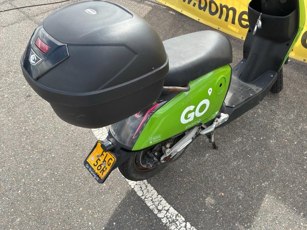 Super Soco CUx Electric Scooter