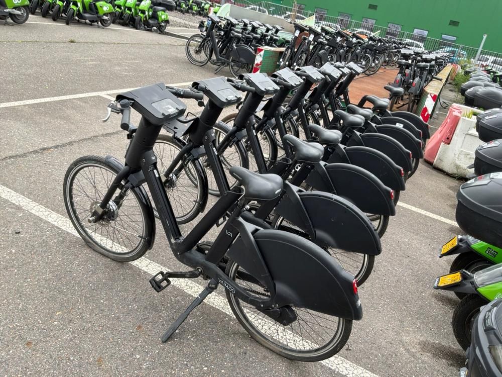 Vaimoo Electric Bikes (without battery) (8x)