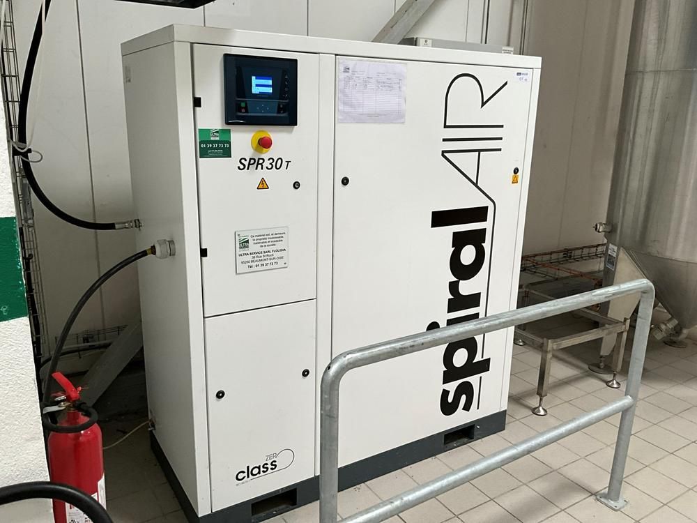 2021 SPIRAL AIR SPR30T Air Compressor + Buffer Tank