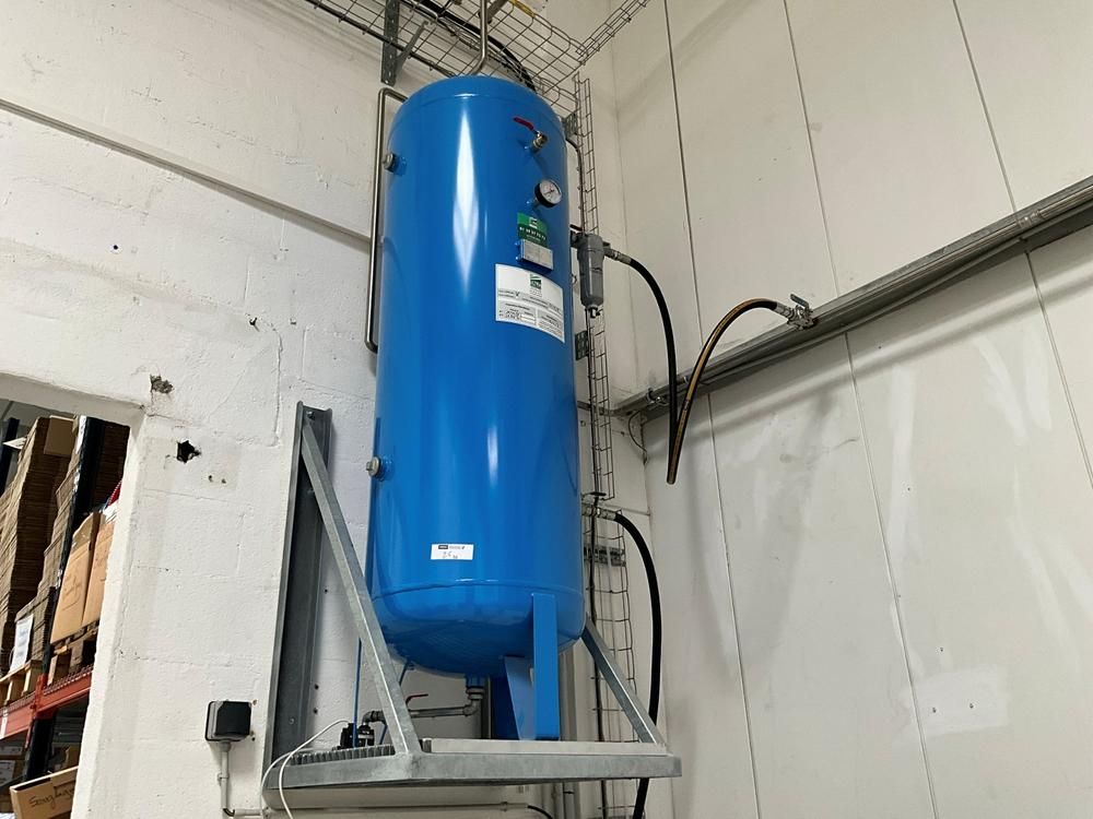 2021 SPIRAL AIR SPR30T Air Compressor + Buffer Tank