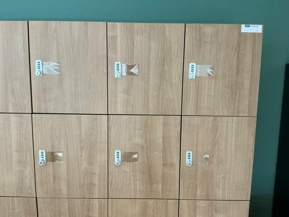 Set of lockers