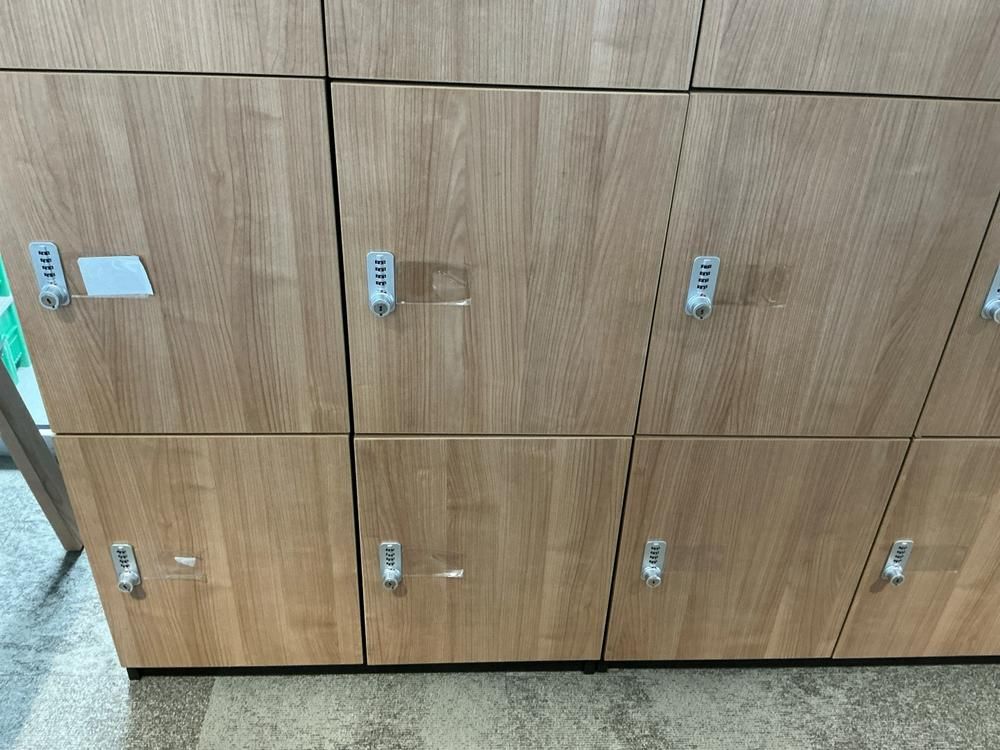 Set of lockers