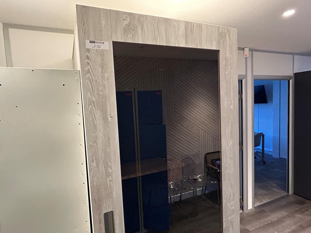 Individual Soundproof Booth