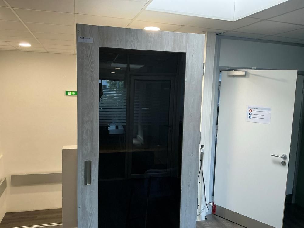 Individual Soundproof Booth
