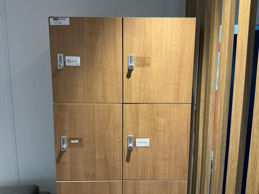 Set of lockers