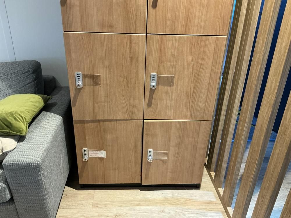 Set of lockers
