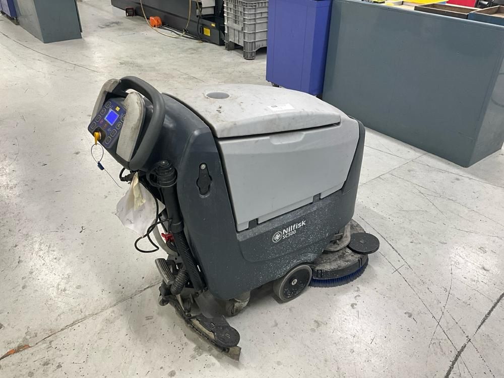 NILFISK SC500 Floor Scrubber-Dryer