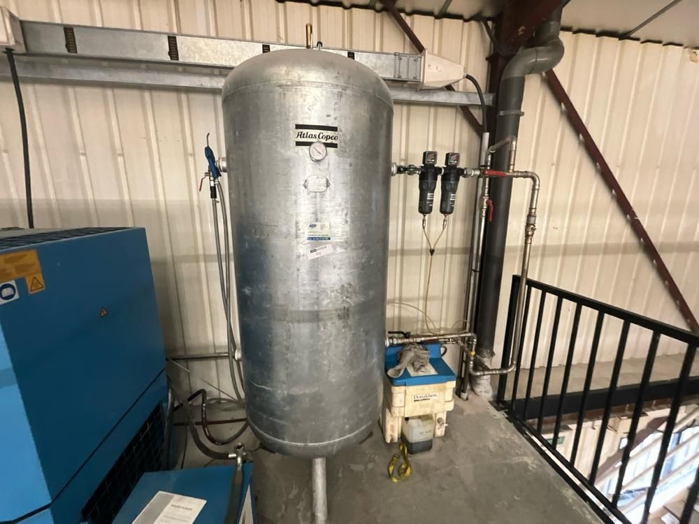 2012 ATLAS COPCO 900-liter Buffer Tank