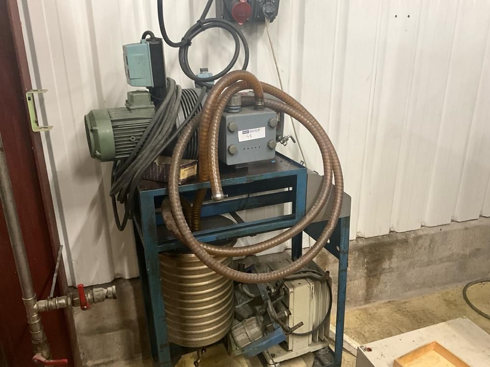 RIETSCHLE OLFG 60V Vacuum Pump