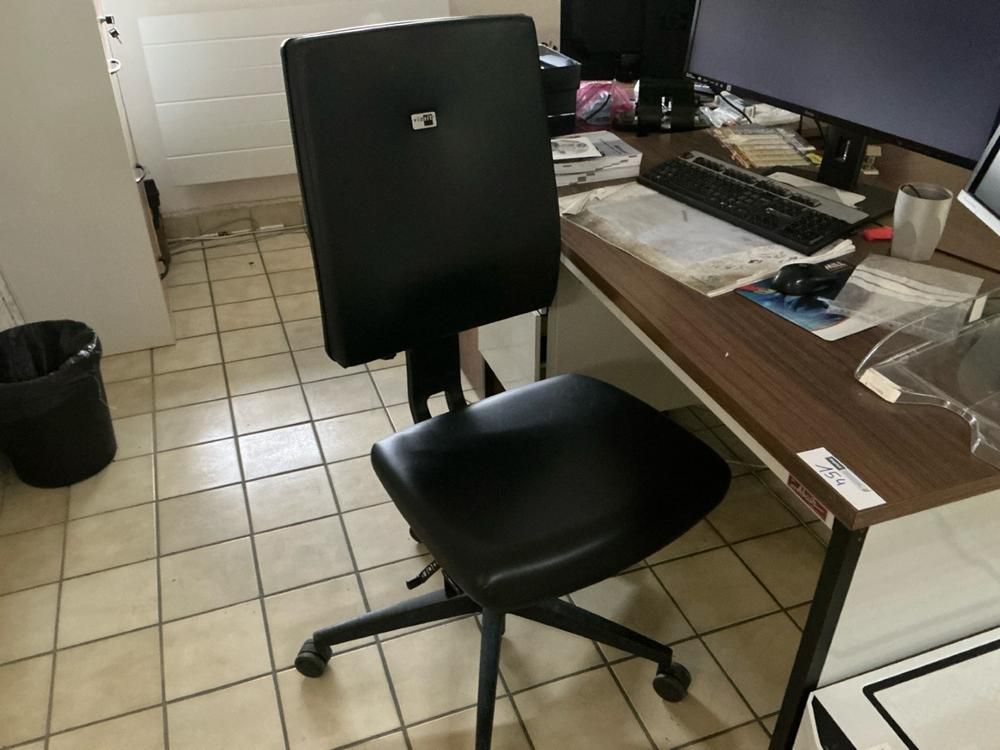 IIYAMA Office Set