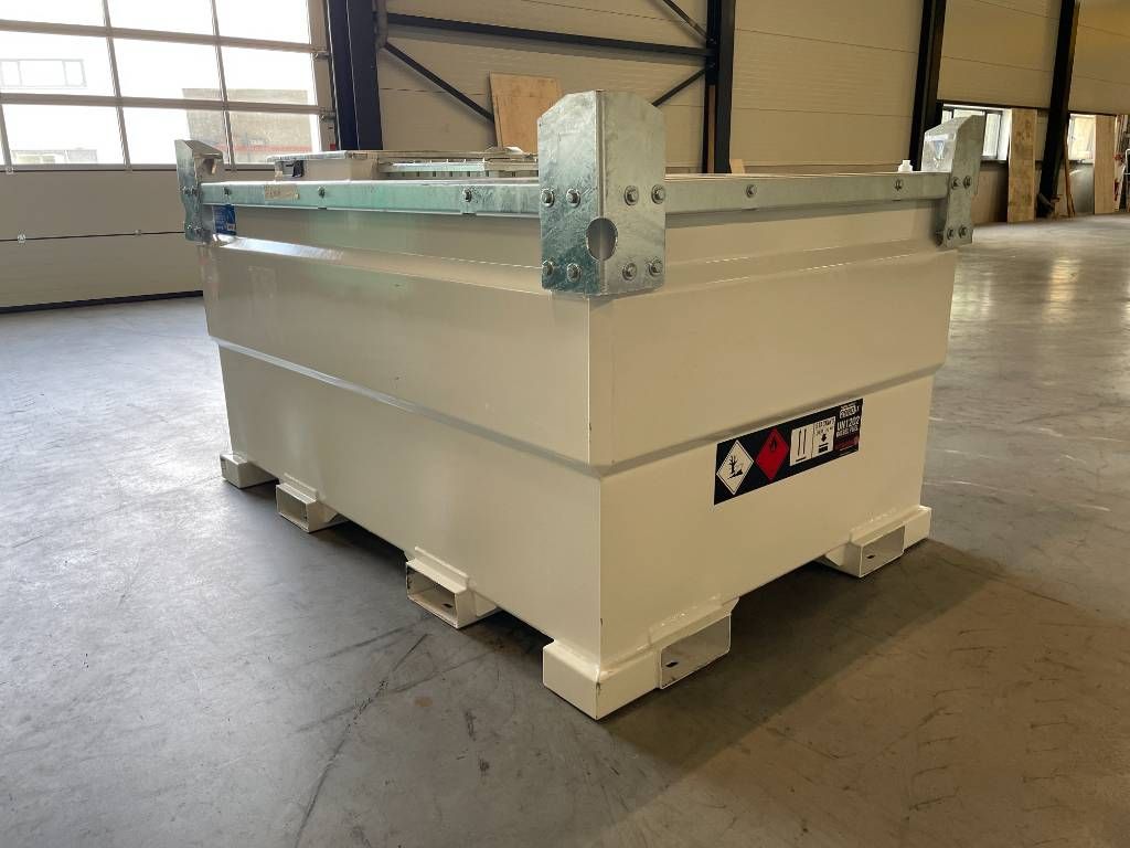 Western Global - 30TCG - 3.000 Liter fuel Tank - DPX-31003