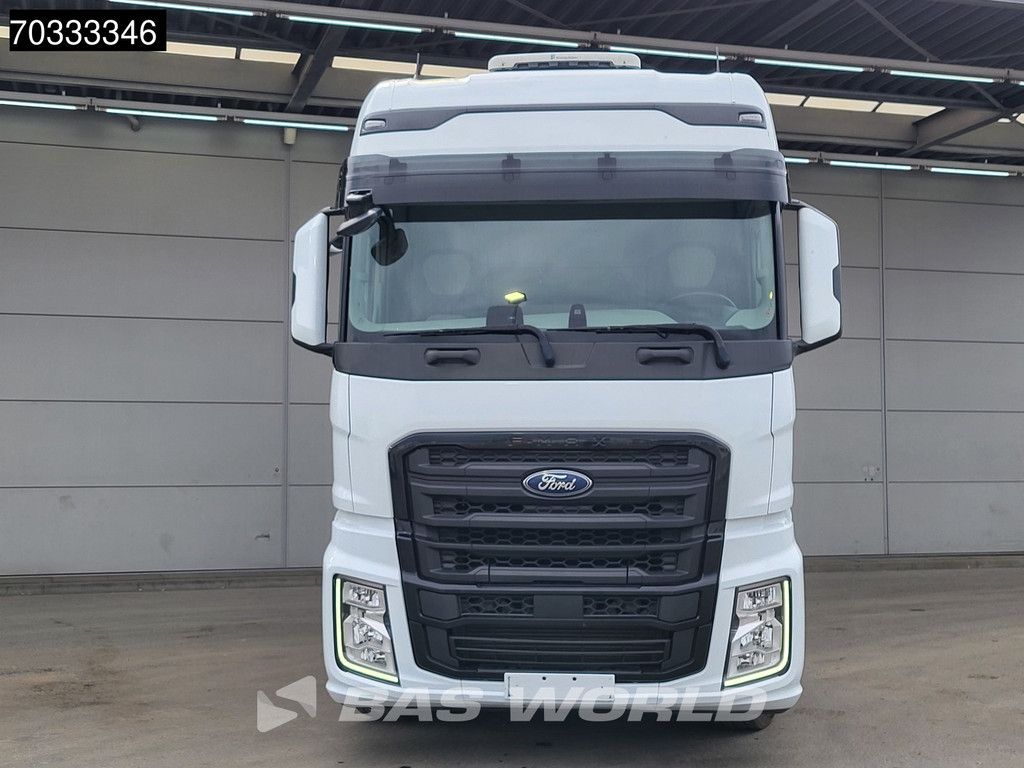 Ford F-Max 500 4X2 Retarder 2x Tanks Standklima ACC Navi