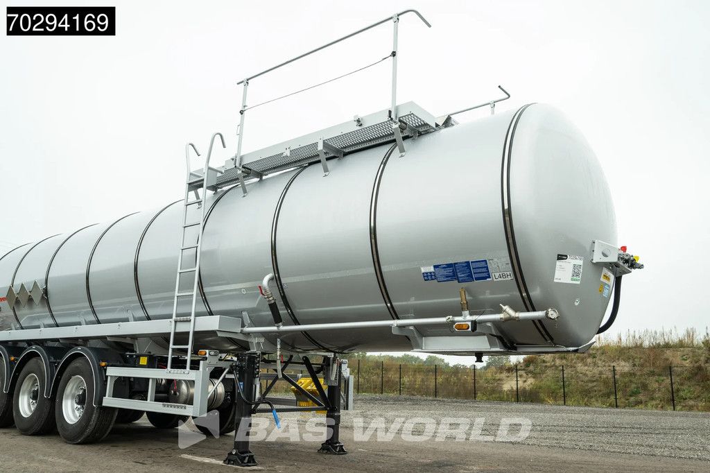 Kässbohrer STS 3 axles NEW! 32.000L Bitumen
