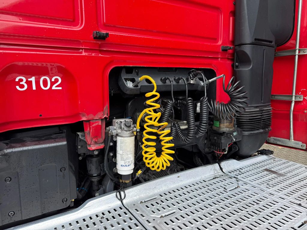 DAF XF 460 4X2 Space Cab Standairco 2x tank NL Truck APK 11-2026