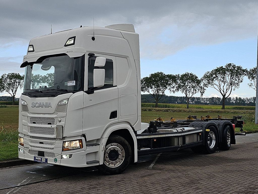 SCANIA R450 6x2*4