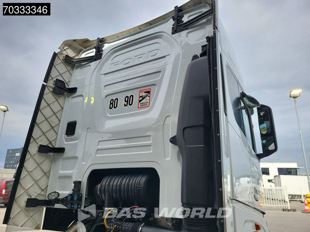 Ford F-Max 500 4X2 Retarder 2x Tanks Standklima ACC Navi