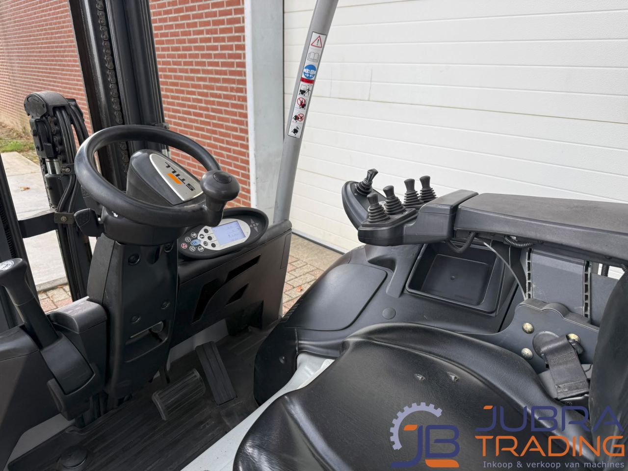 Still RX20-20P Electric Forklift | 2015 | 8392H | 2T | 2.44M