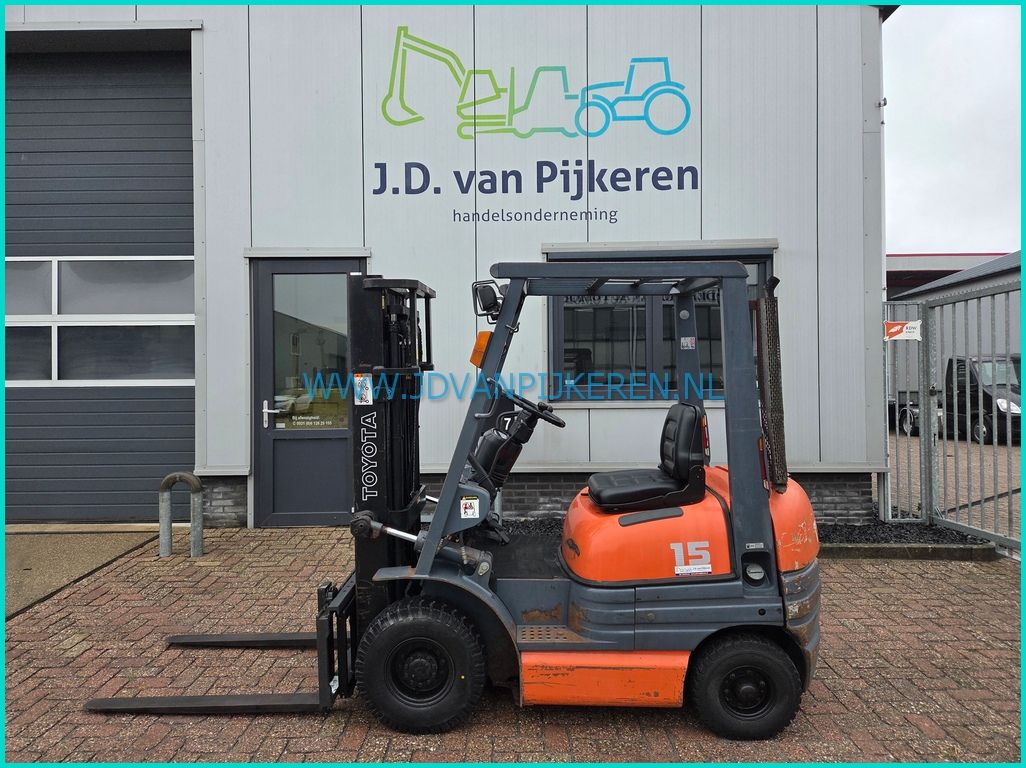 Toyota 02-6FD15 1.5t diesel 7723uur+freelift+sideshift