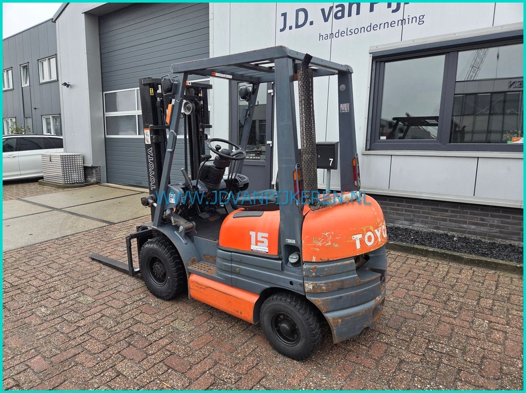 Toyota 02-6FD15 1.5t diesel 7723uur+freelift+sideshift