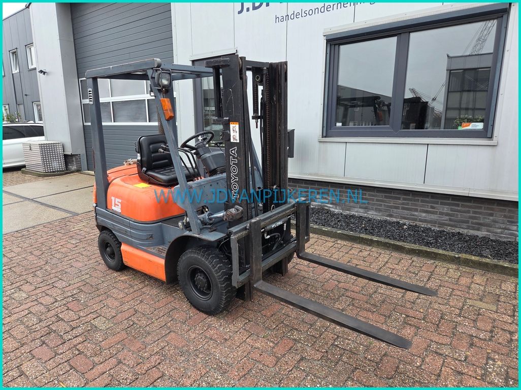 Toyota 02-6FD15 1.5t diesel 7723uur+freelift+sideshift