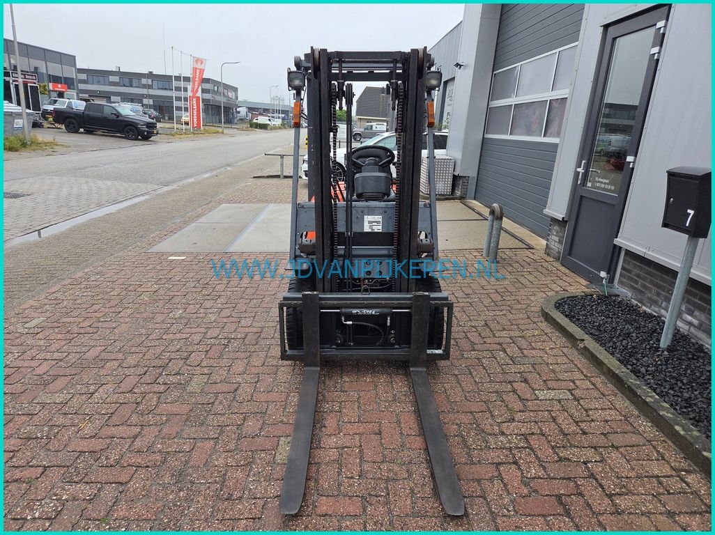 Toyota 02-6FD15 1.5t diesel 7723uur+freelift+sideshift