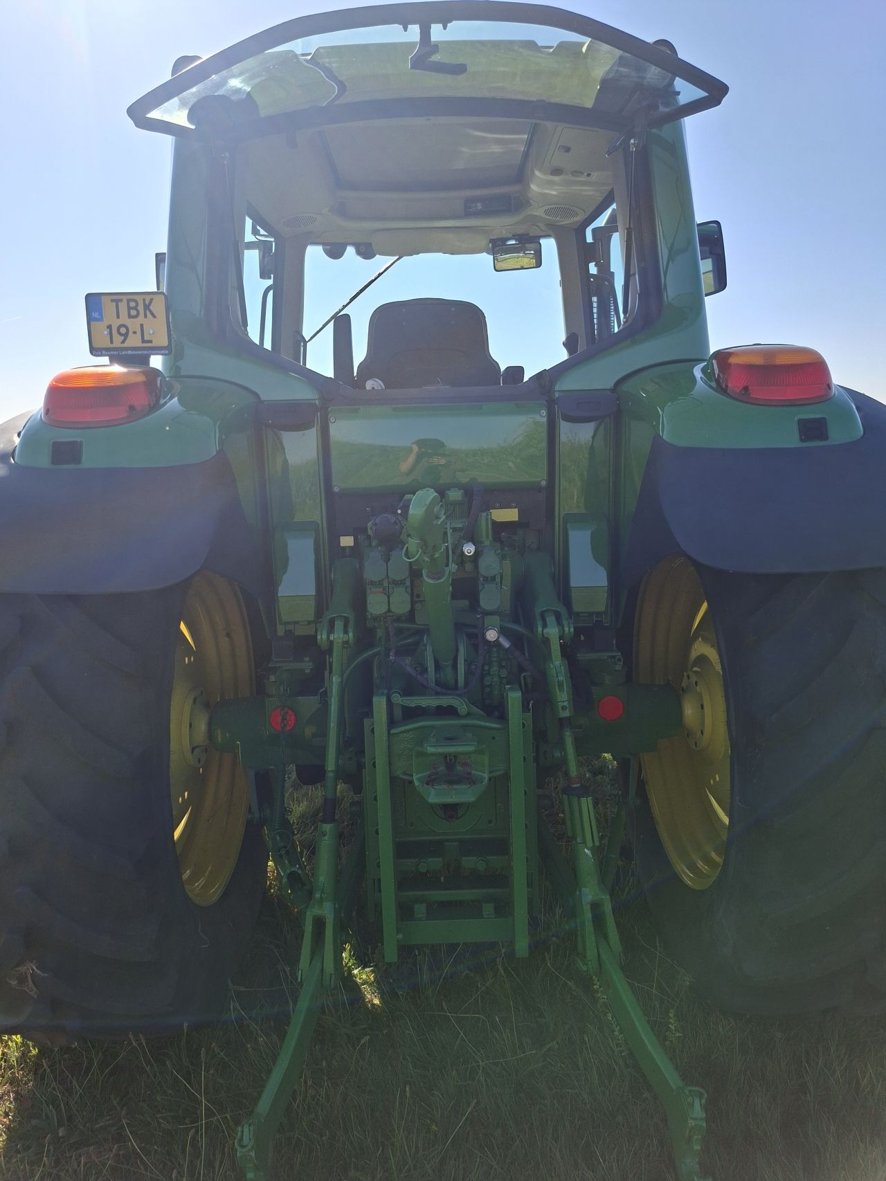 John Deere 6120