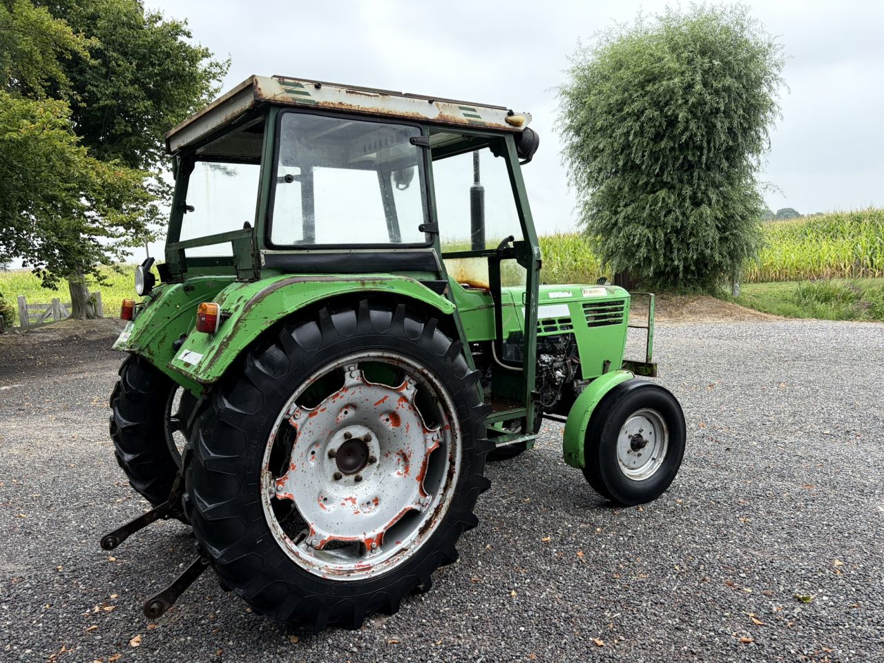 Deutz 4506 S met cabine