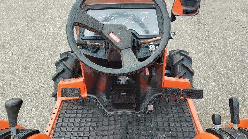 Kubota Saturn x-20