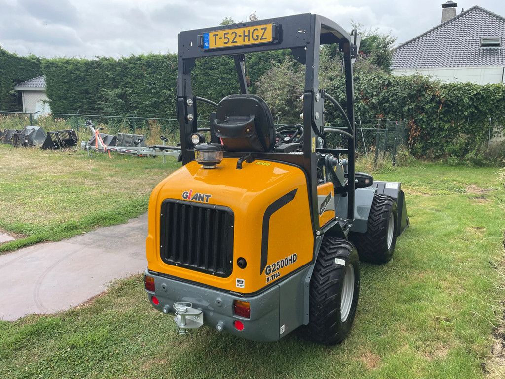 Giant G2500HD Xtra kniklader NIEUW!!