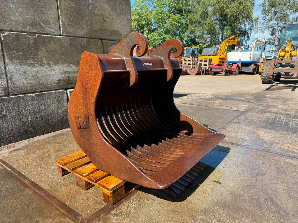 Verachtert Skeleton bucket puinriek gitterlöffel