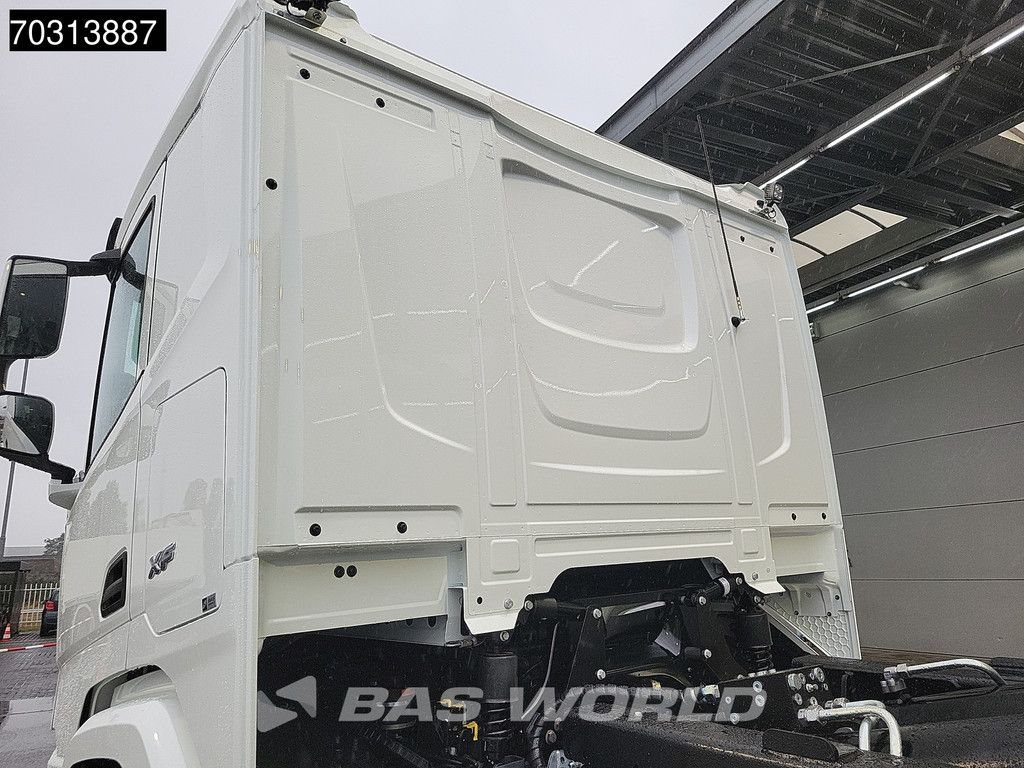 DAF XF 530 8X4 NEW 30tons HYVA 30-60-S Heavy Duty Containersystem Lift-Lenkasche Euro 6
