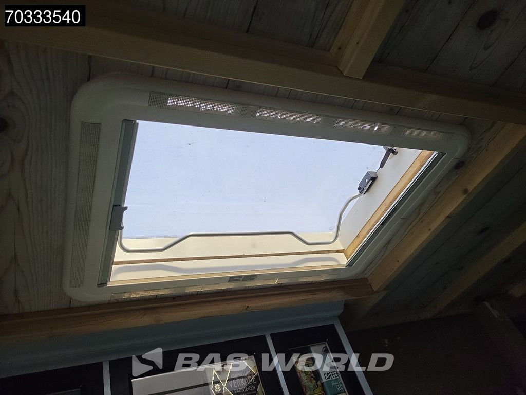 Renault Midlum Midlum 160 4X2 7.5 tons NL Camper truck Living + Bed Tiny House + Veranda Euro 4