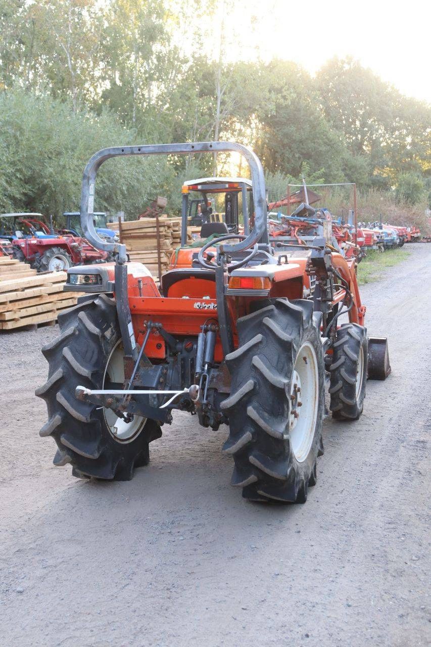 Kubota GL-29 Mini-Traktor Diesel 28,6 PS mit Frontlader