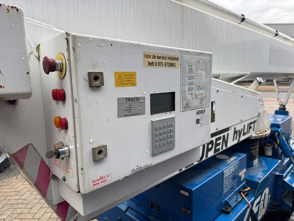 Teupen Leo 30T Diesel-Spinnenarbeitsbühne, 30 m, Baujahr 2007
