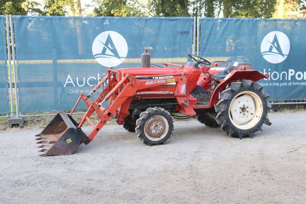 Yanmar YM1802D Mini Tractor Diesel 18hp with front loader