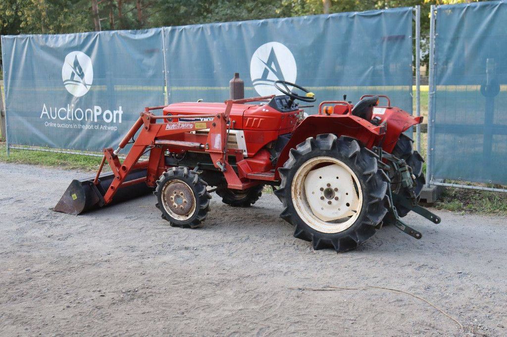 Yanmar YM1802D Mini Tractor Diesel 18hp with front loader