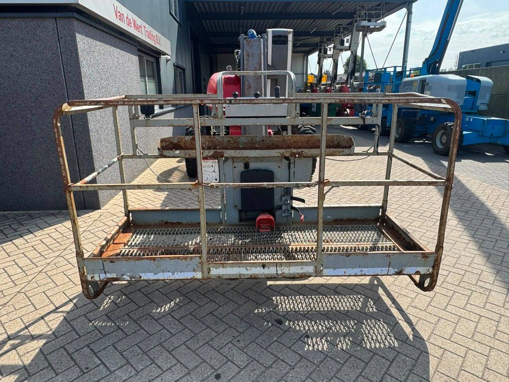 Manitou 160 ATJ 4x4x4 Diesel Articulated Boom Lift 2012