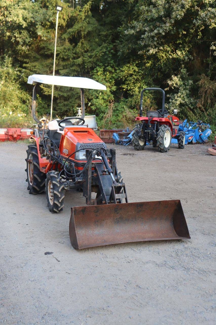 Kubota A-155 Diesel Mini Tractor 15.8 hp with front loader