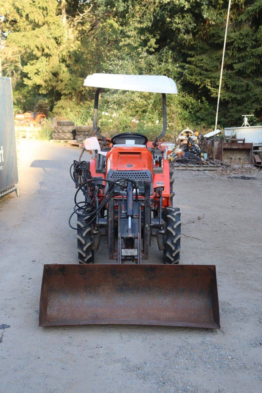Kubota A-155 Diesel Mini Tractor 15.8 hp with front loader