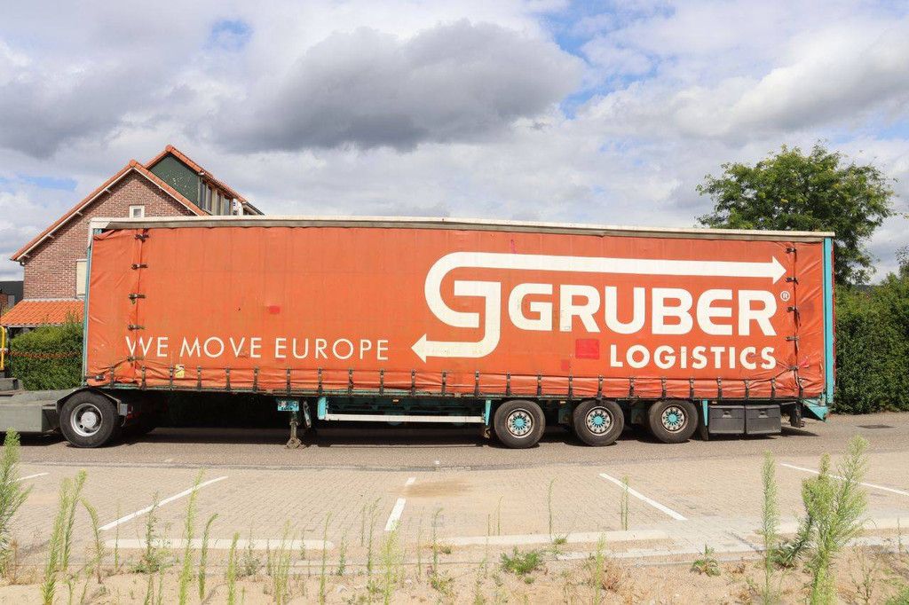Curtainside semi-trailer Luck SPC35 39t 2011