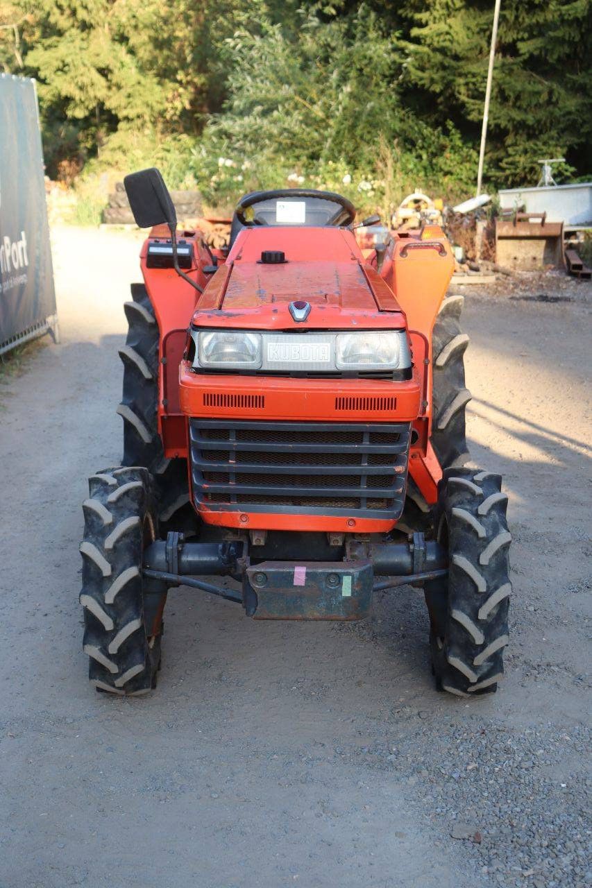 Minitractor Kubota L1-235 Diesel 23pk