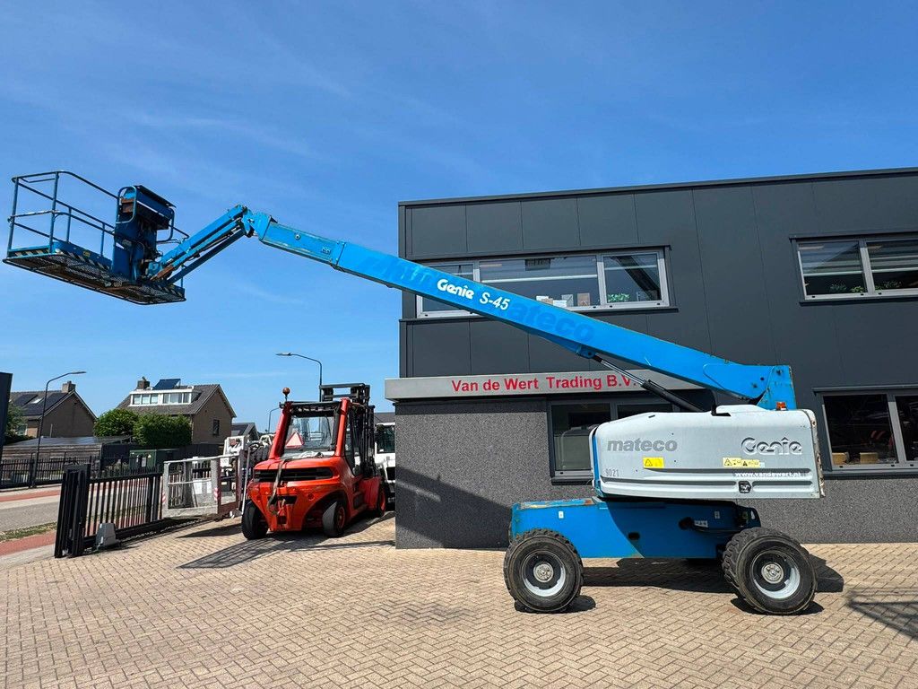 Genie S-45 Diesel Telescopic Boom Lift 15.72m 2014