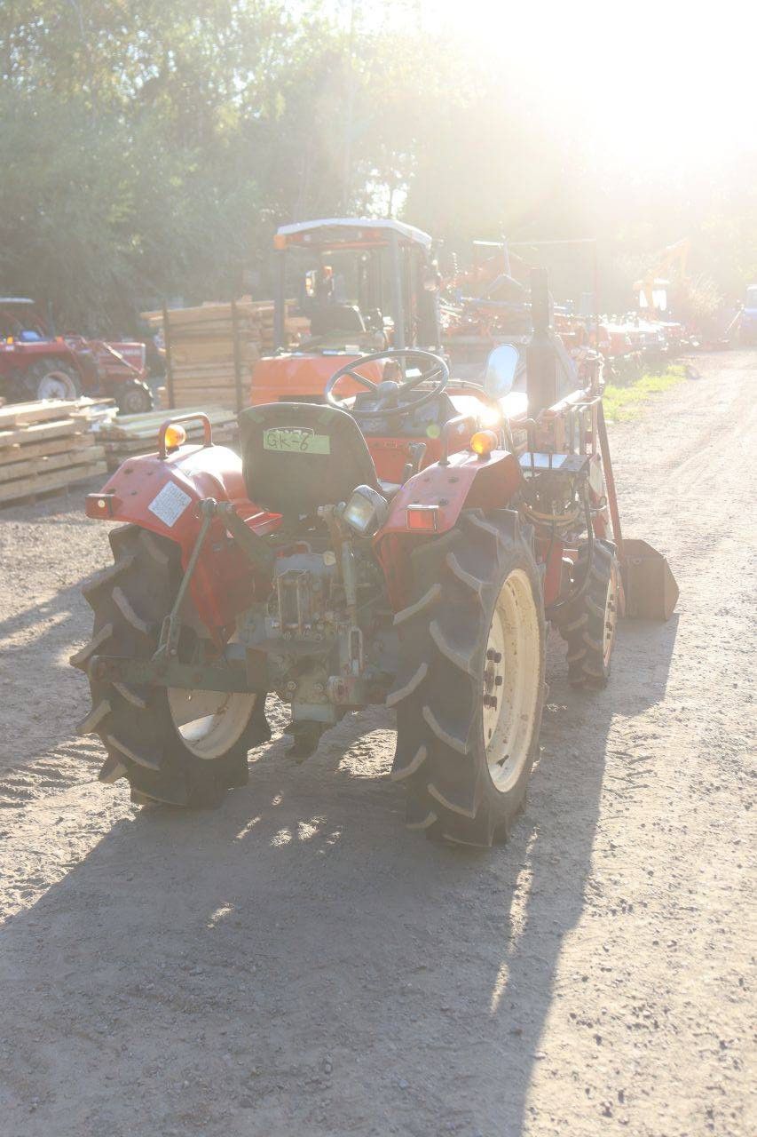Yanmar YM1802D Mini Tractor Diesel 18hp with front loader