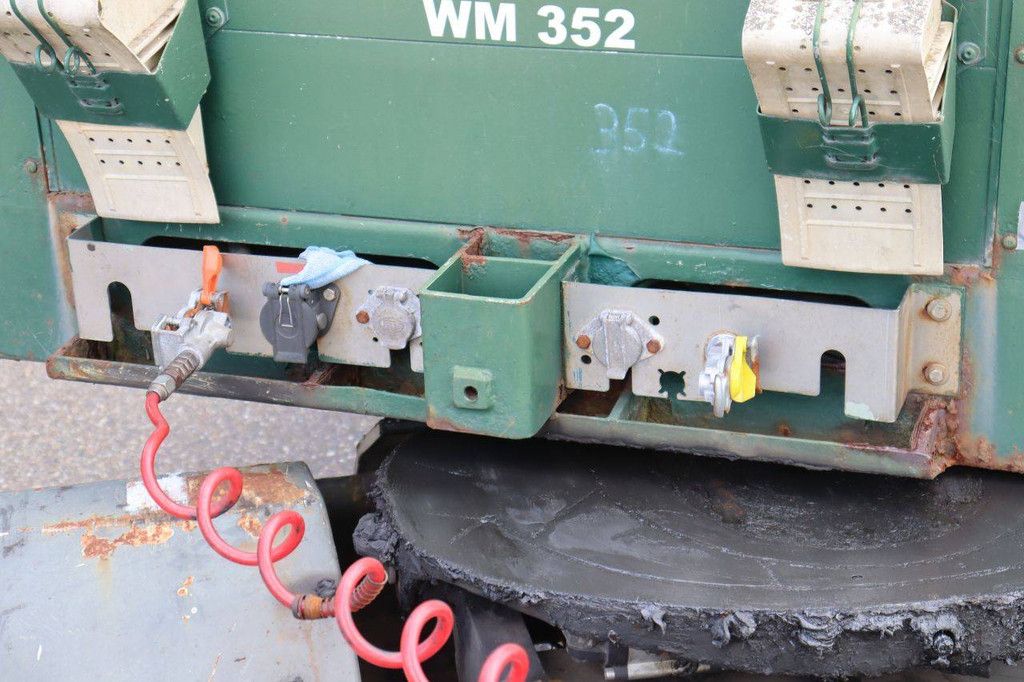 Goldhofer STZ-L3-37/80 50t 2002 Semi-Low Loader