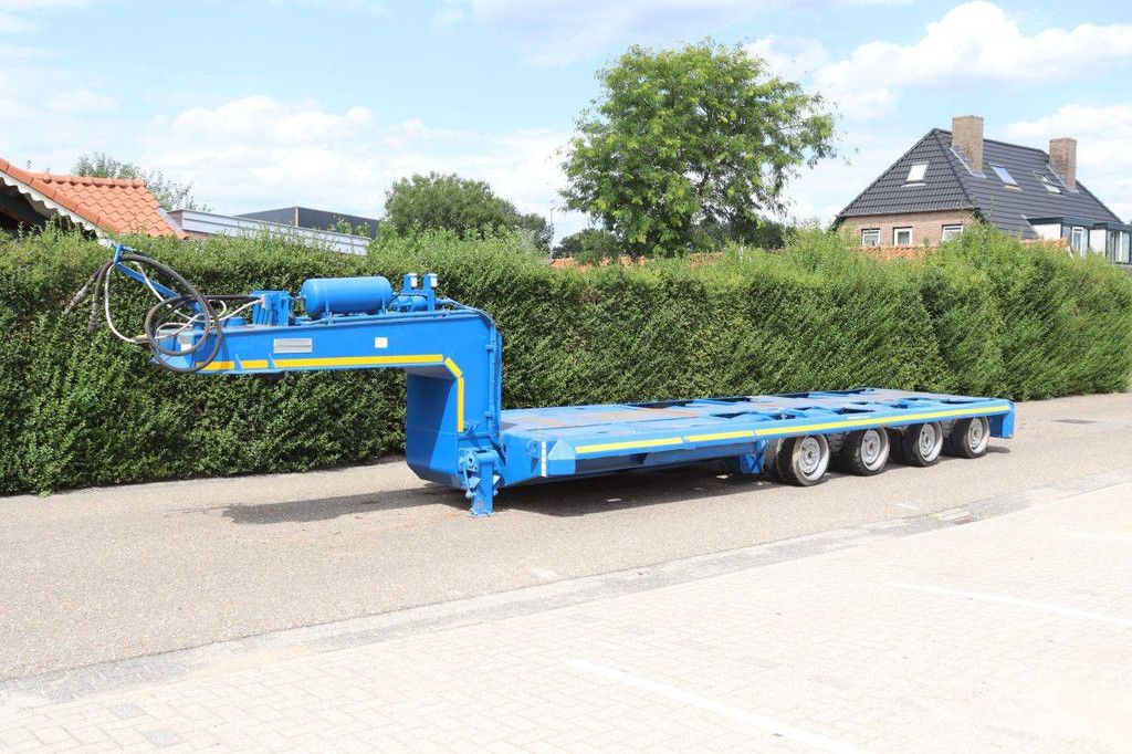 Heavy Duty Terminal Trailer Scheuerle SPE 80.44A 98t