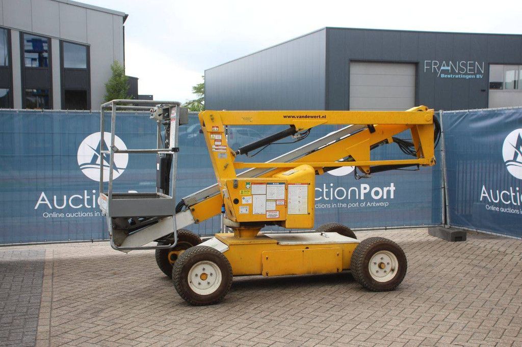 Nifty HR12NE Electric Articulated Boom Lift 200kg 12m 2011