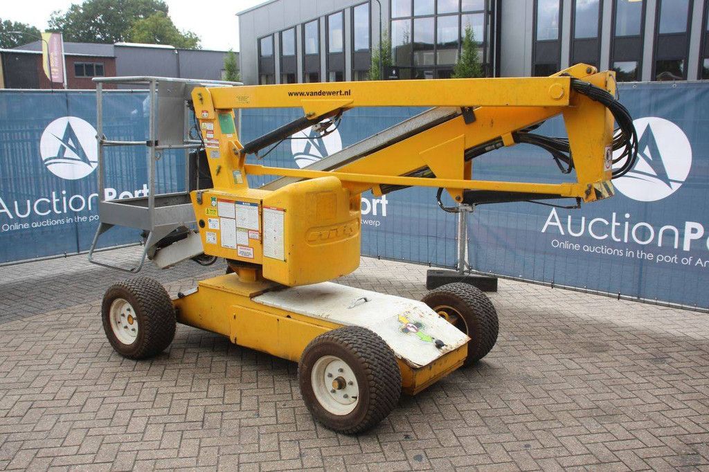 Nifty HR12NE Electric Articulated Boom Lift 200kg 12m 2011